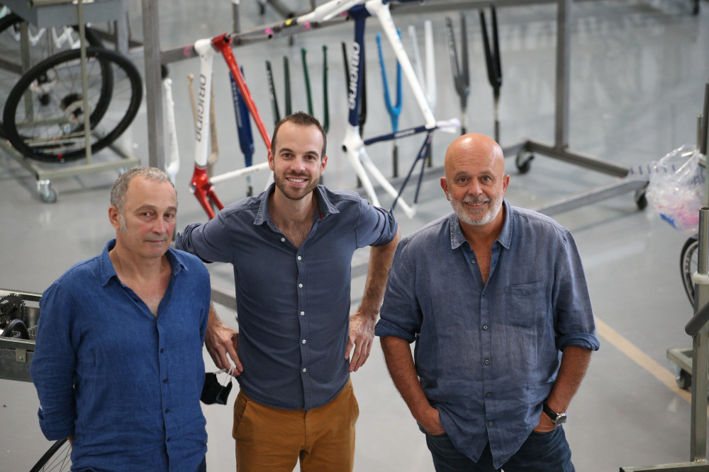 Yves Amiel, Rémi Lefèvre et Pierre-Henri Morel, les trois associés à la tête d'Origine Cycles. Photo Thibaut Simon