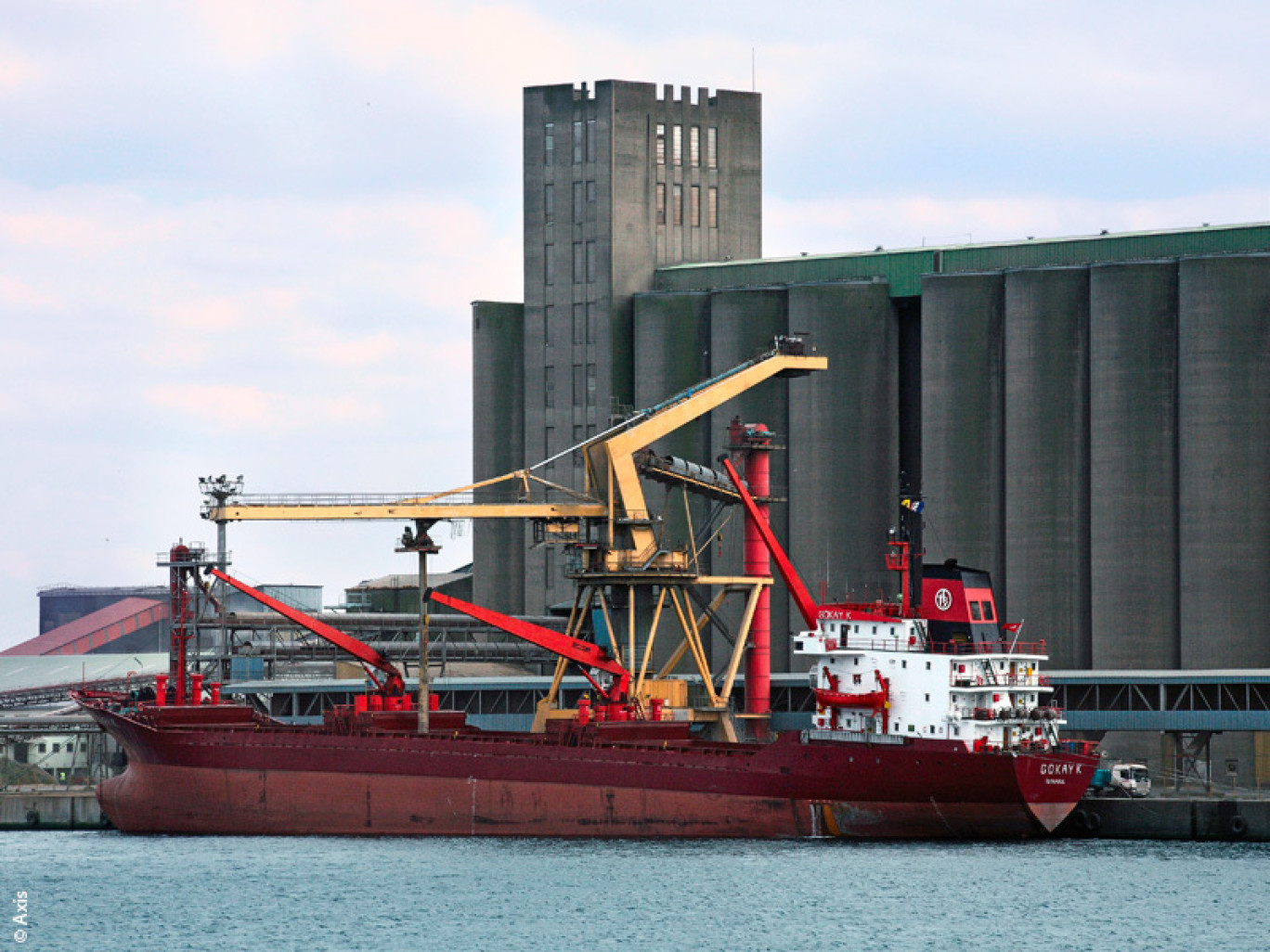 Avec un trafic en hausse de 63%, le terminal céréalier a fait figure de bon élève en 2020, année compliquée s'il en est pour le port de Dunkerque.