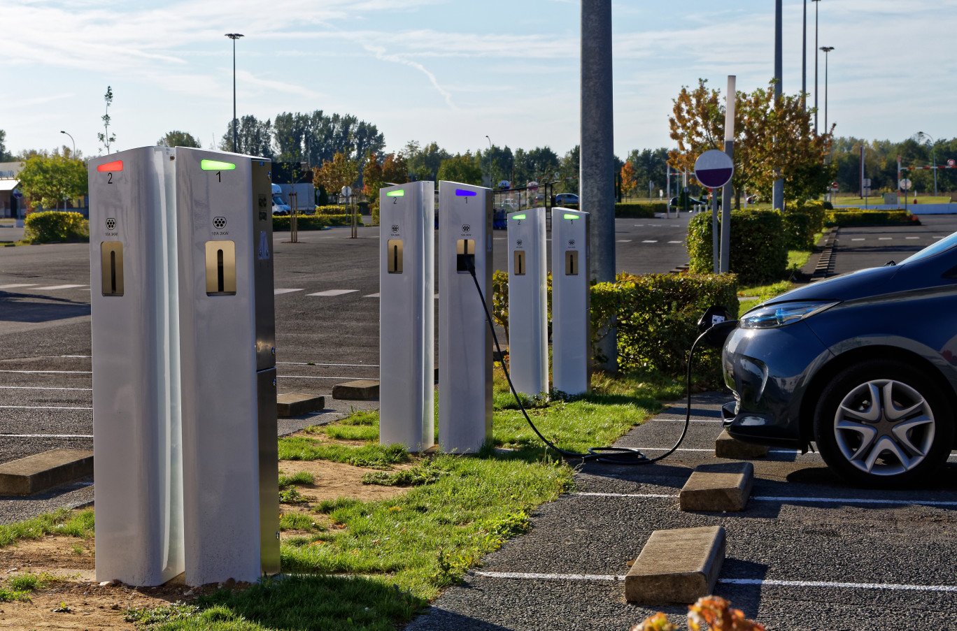 67% des Français considère la voiture électrique comme une solution aux problèmes de réchauffement climatique. (c)AdobeStock