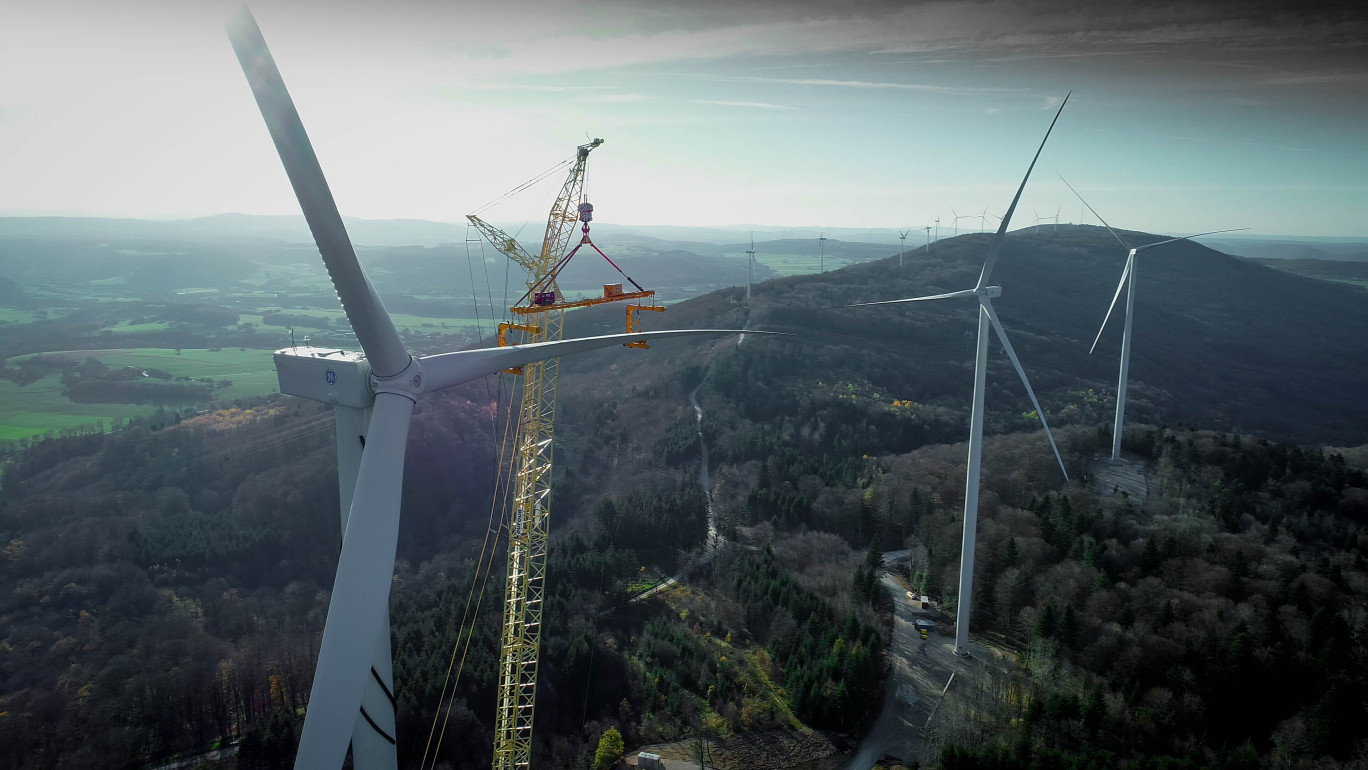 Opale Energies Naturelles lance en mars 2021 l’exploitation en son nom de trois éoliennes conjointement au parc existant du Lomont. (© Opale Energies Naturelles)