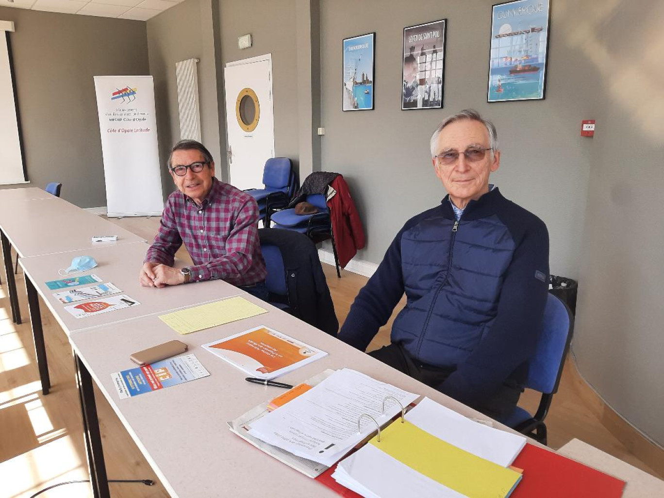 Jean-Pierre Leclaire (au premier-plan) , président du CIP Côte d'Opale, et son collègue Jean-Marie Engrand