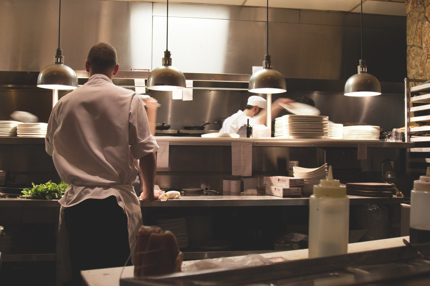 Des restaurants conventionnés se transforment en cantines temporaires