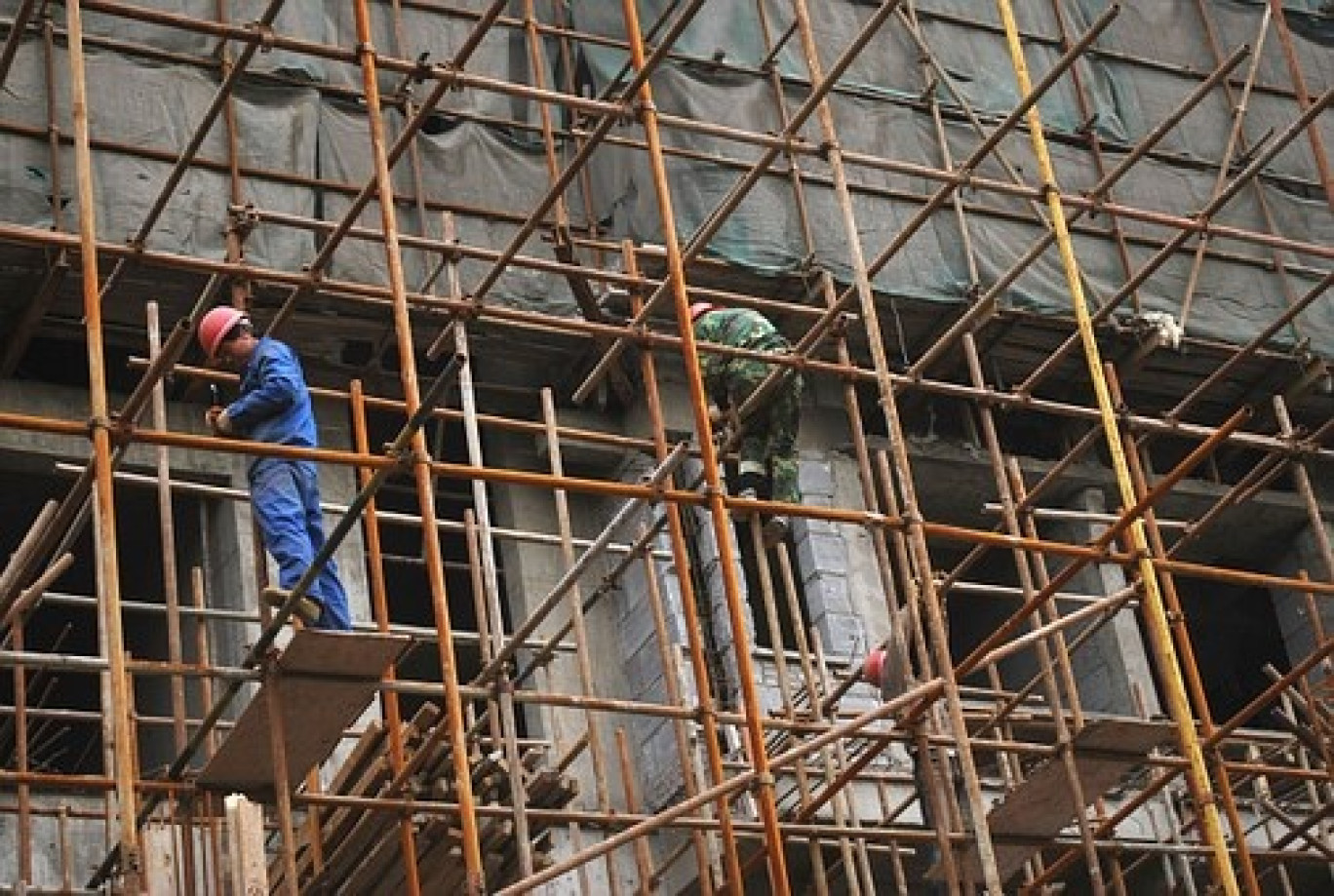 Les travaux de couverture de la mairie de Stenay débutent bientôt