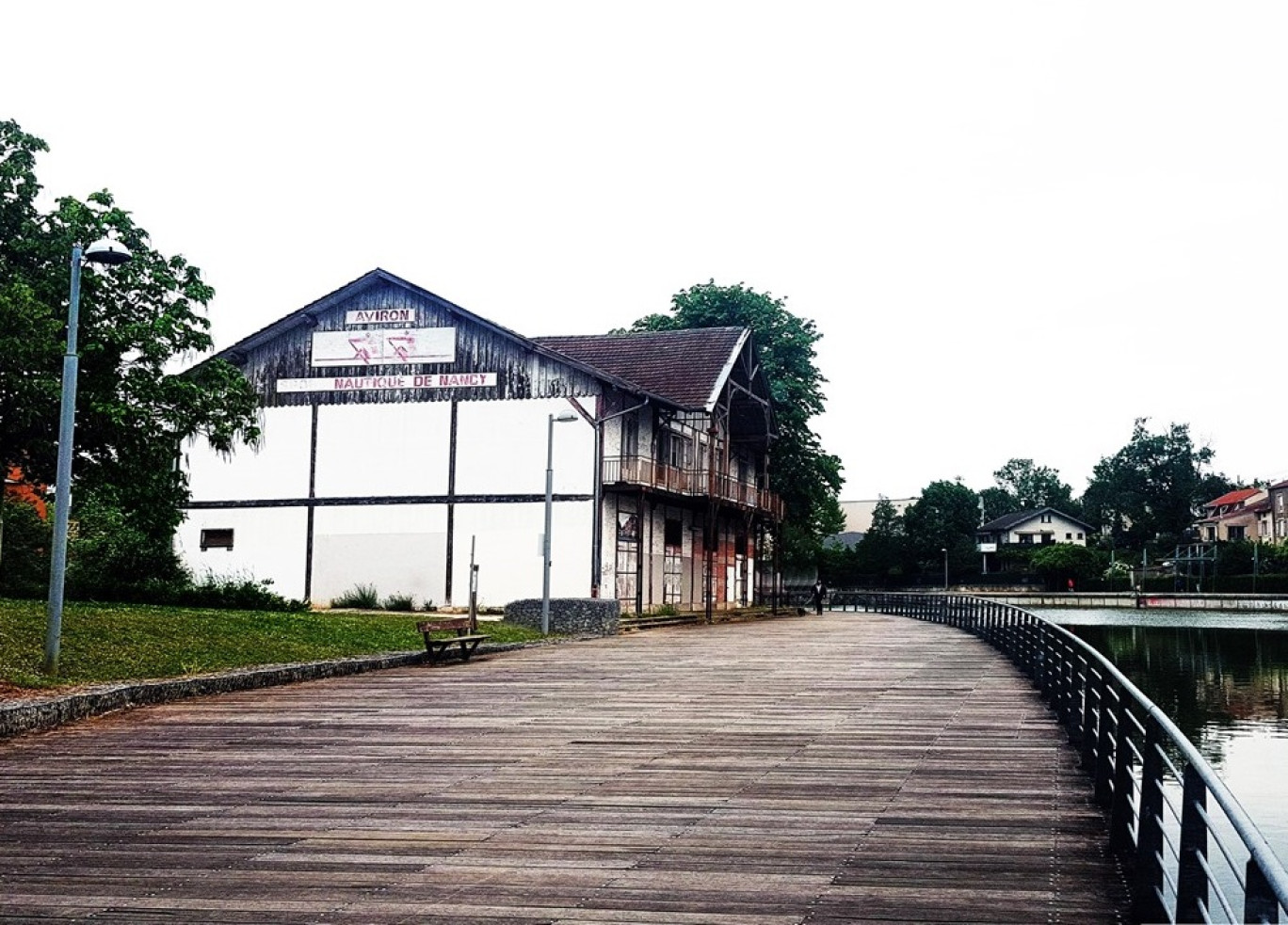  © : Solutions Habitats : La Guinguette du Port aux Planches de Nancy, réhabilitée par Solutions Habitats, devrait préserver son cachet historique en gardant plusieurs éléments dont son balcon et ses ferronneries.