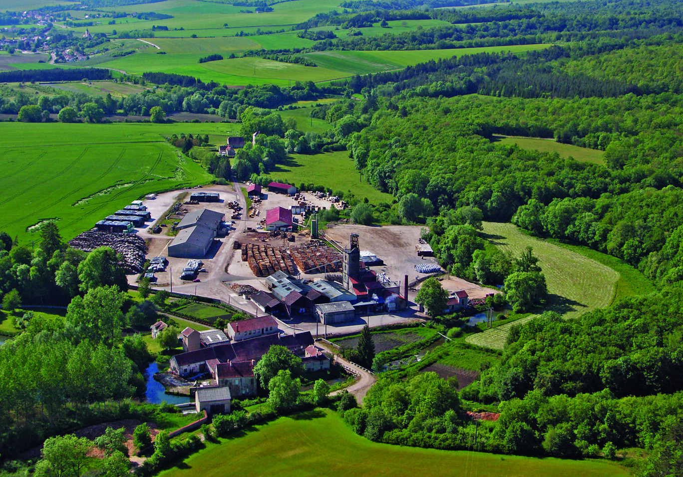 L’entreprise Bordet a pris le virage de l’écologie en misant sur les capacités du charbon à retenir les gaz à effet de serre. (© Bordet)