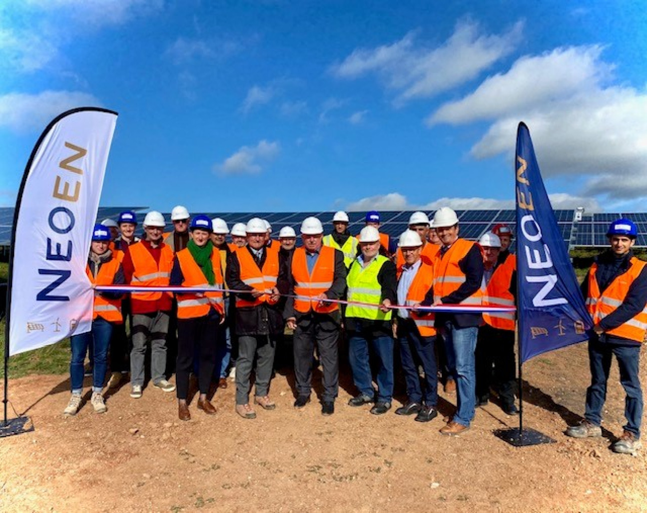 Inauguration d’une nouvelle centrale de 20 000 panneaux solaires