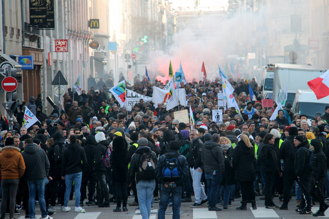 Pétition de défense face aux manifestations