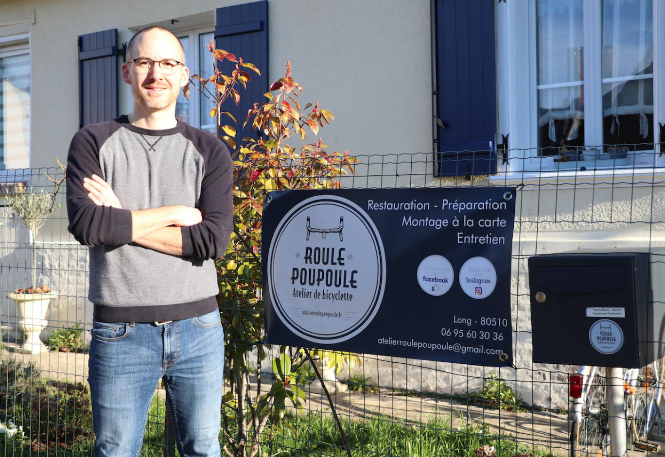 Enguerrand Duchaussoy a toujours aimé bricoler des vélos, une passion aujourd'hui transformée en métier.