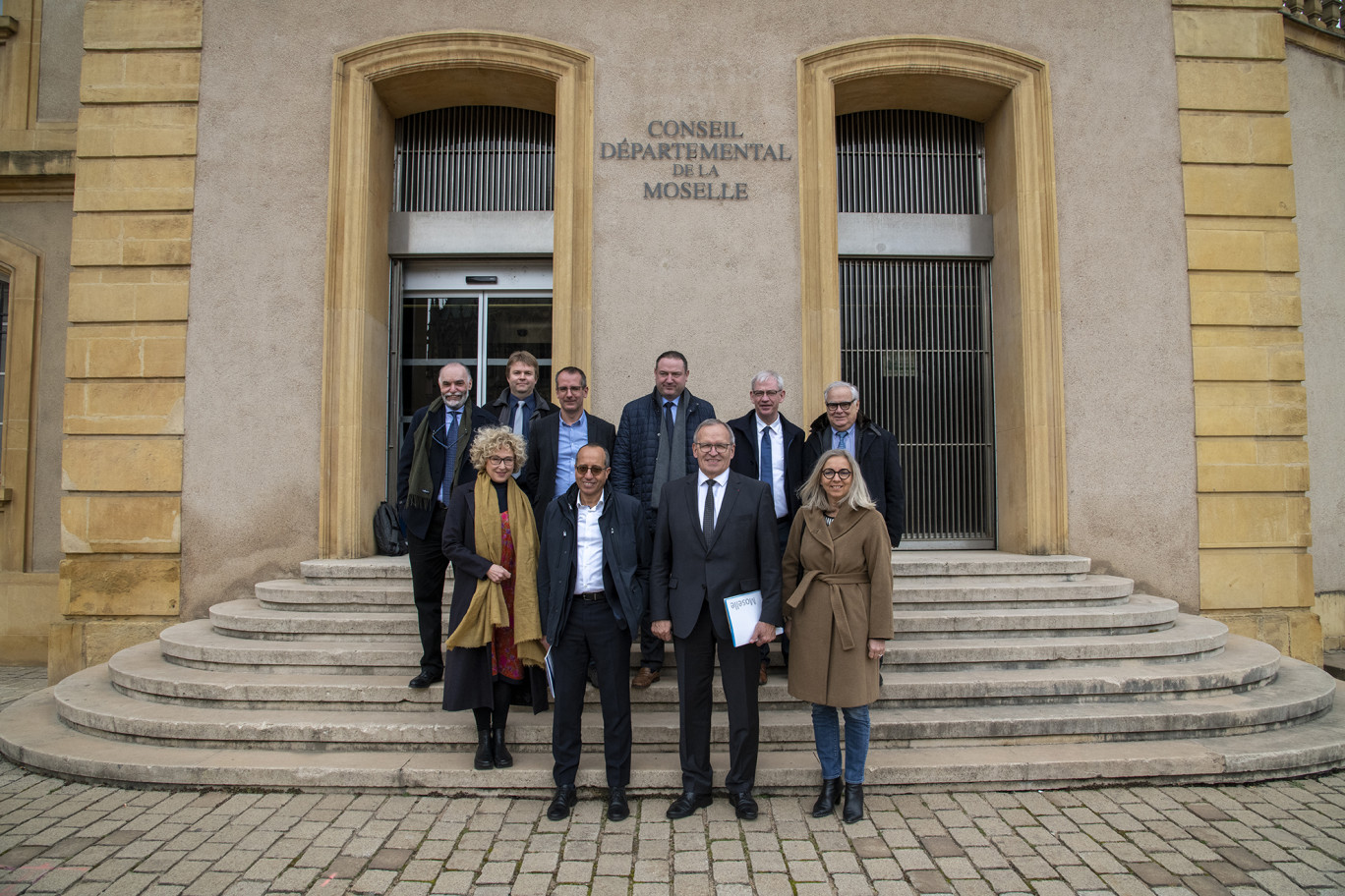 Patrick Weiten, président du département de la Moselle, et les directeurs des Grandes Écoles de Moselle. © : CD 57.