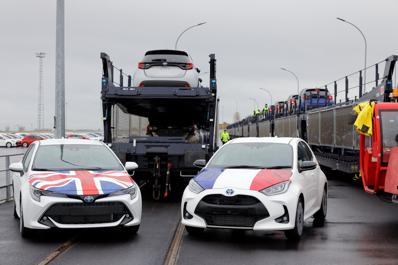 En s'appuyant sur le fret ferroviaire transmanche, Toyota Motor Europe vise une réduction de 10% de ses émissions de CO2 sur son réseau européen.