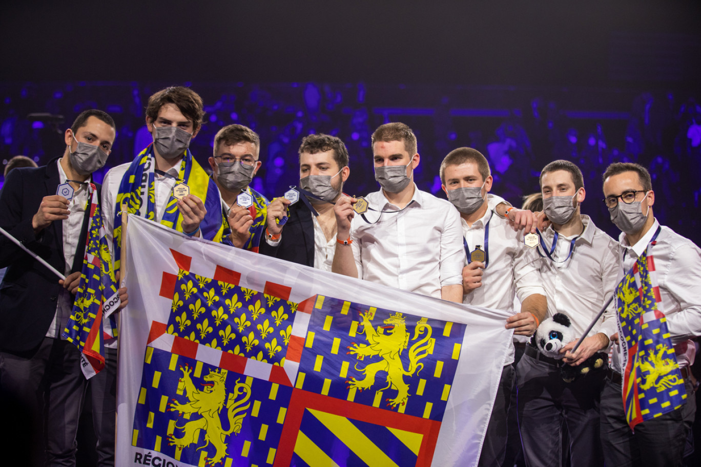 Huit Bourguignons-Franc-Comtois auront l’honneur de porter le maillot « Bleu Blanc Rouge » de l’équipe de France lors des Mondiaux de Wordskills. (©Région Bourgogne-Franche-Comté)