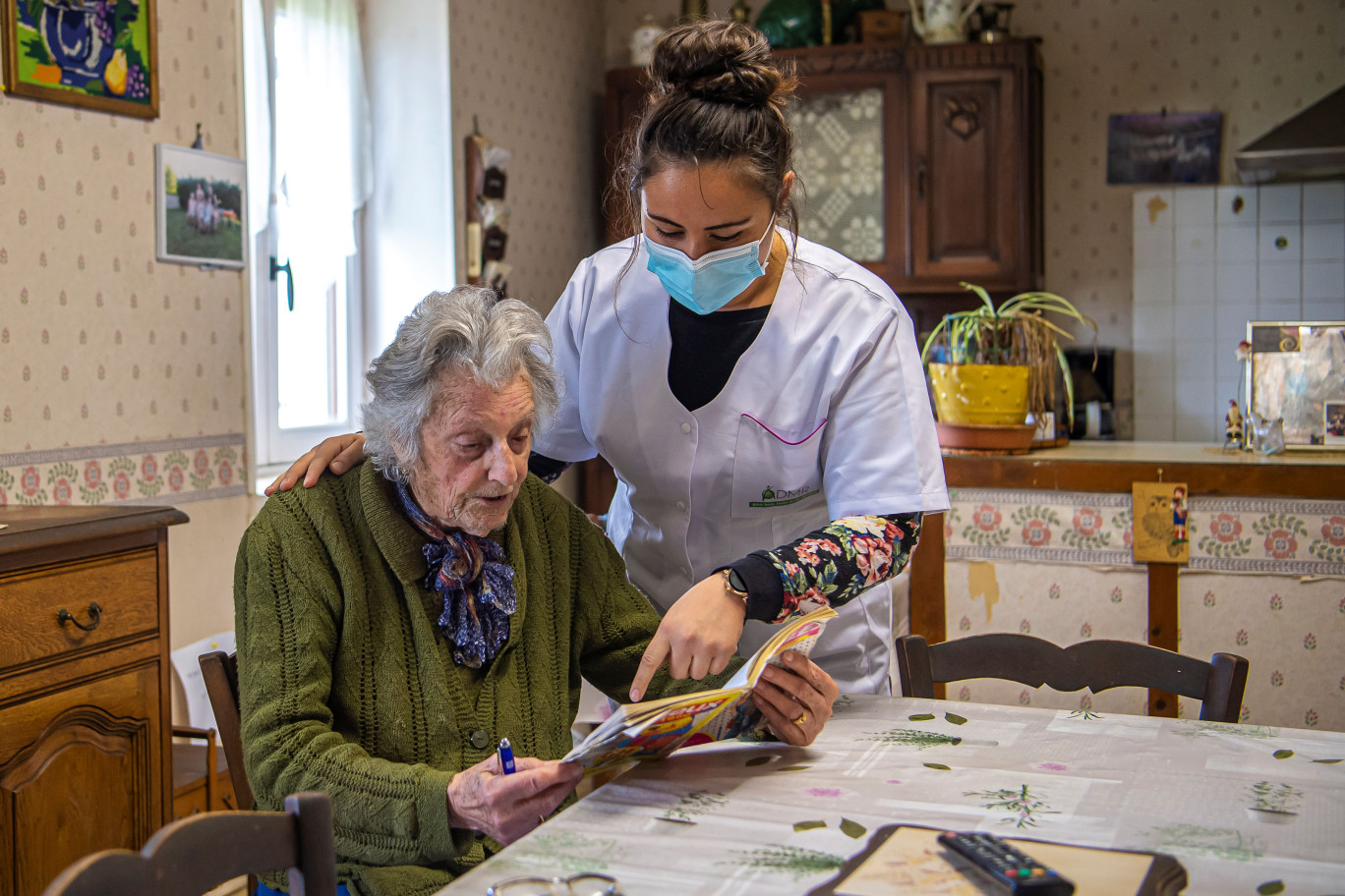 Le Département de Saône-et-Loire s’implique pour recruter et maintenir dans l’emploi les aides à domicile de son territoire. (© Conseil départemental de Saône-et-Loire)