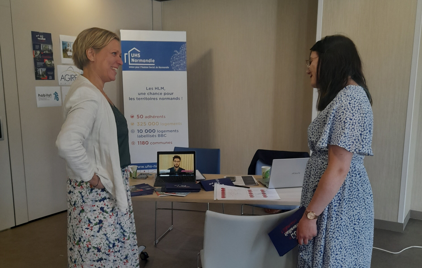 Laure Tankéré, directrice de l’UHSN (à gauche), a accueilli de nombreux jeunes, ce jeudi 16 juin, pour un "speed-coaching". (Photo UHSN)