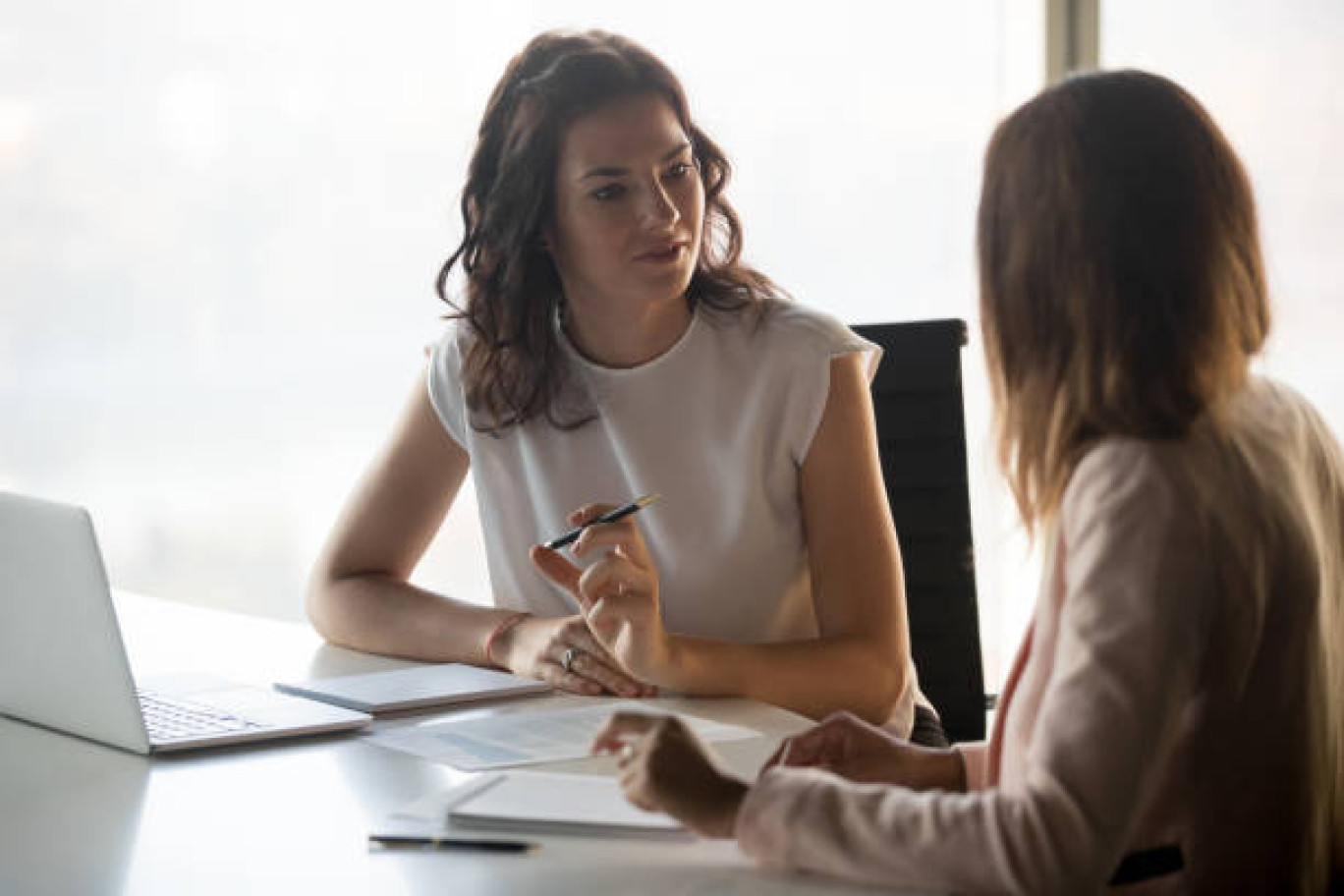 Un rendez-vous pour favoriser la rencontre directe entre employeurs et potentiels candidats. 