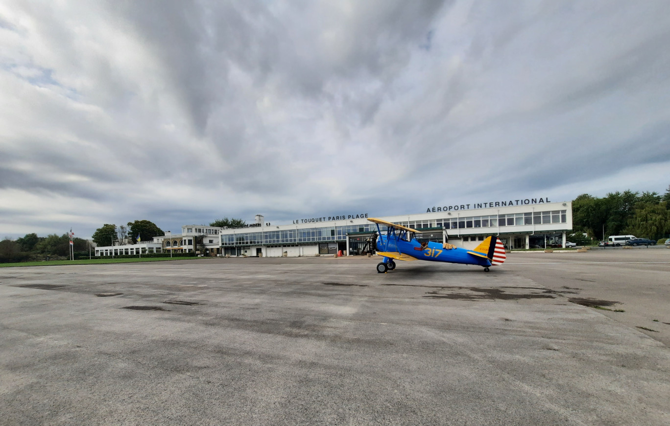 D’ici quelques mois, l’aéroport du Touquet pourrait devenir l'Aéroport Elizabeth II. © Aletheia Press/L .Peron