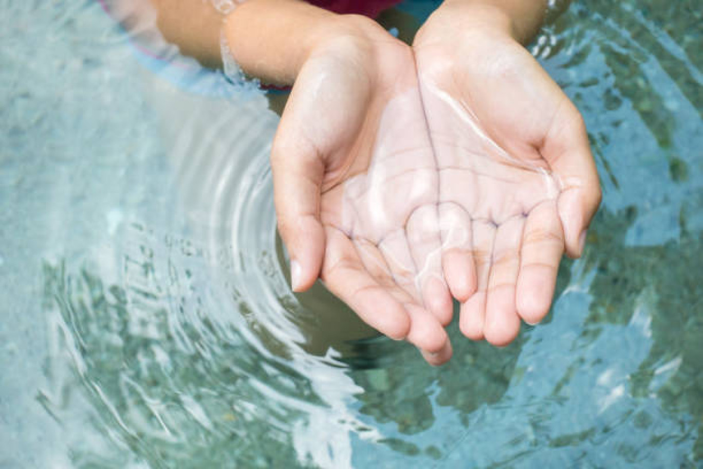 En apparence abondante, l'eau est une ressource vitale qui n'est pourtant pas inépuisable, surtout dans le cadre du dérèglement climatique. 