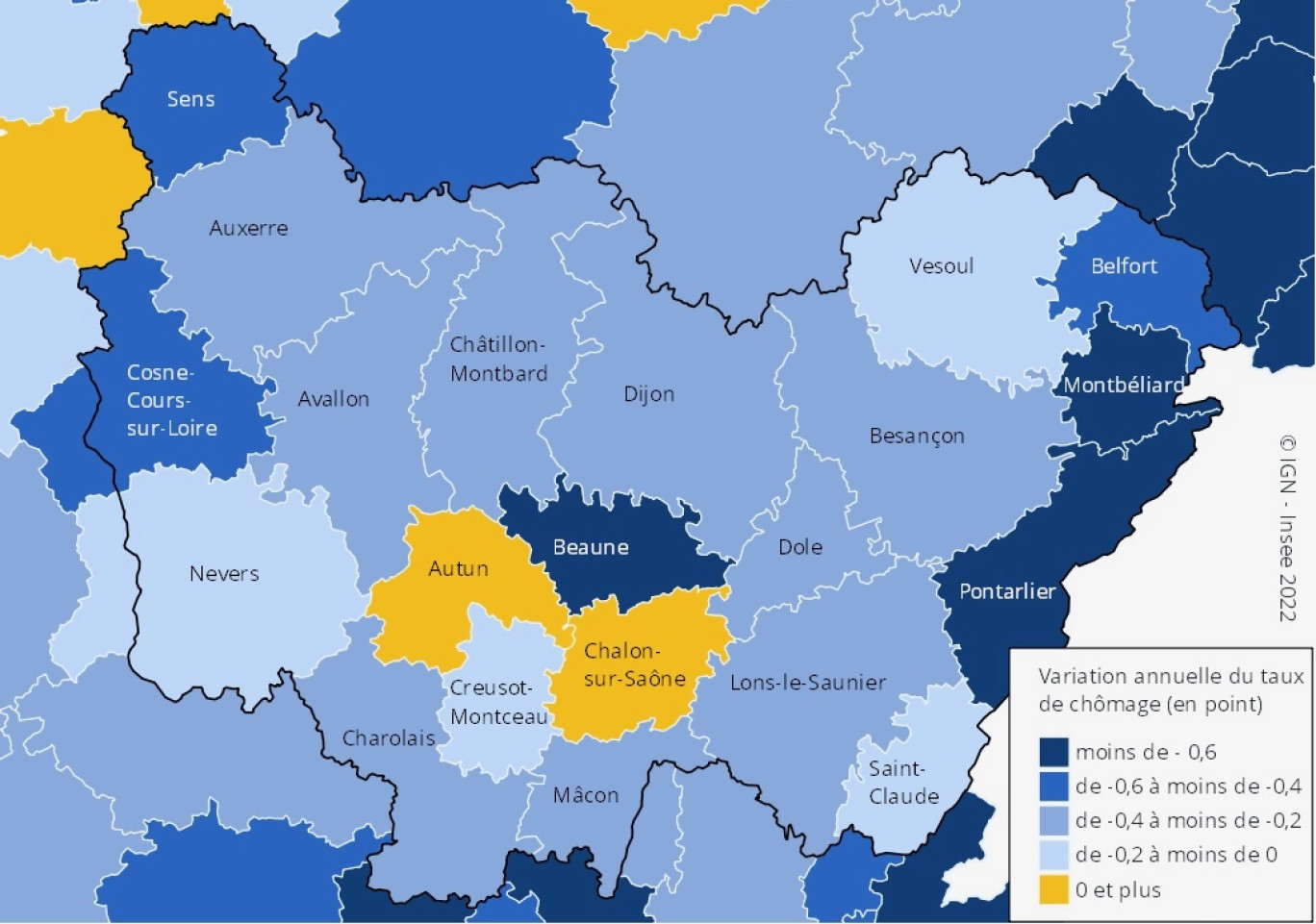 Évolution du taux de chômage entre les 2e trimestres 2021 et 2022 par zone d’emploi (données corrigées des variations saisonnières). (© Insee)