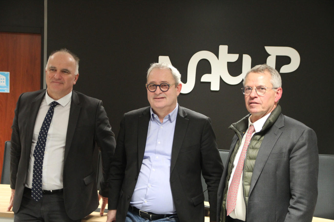 De g. à dr. : Antoine Declercq, Patrick Aps et Jean-Charles Deschamps. (© Aletheia Press / B.Delabre)