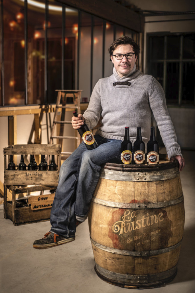 Arnaud Conchon, brasseur et créateur de La Rustine à Epervans (© Alicia Bruneau)