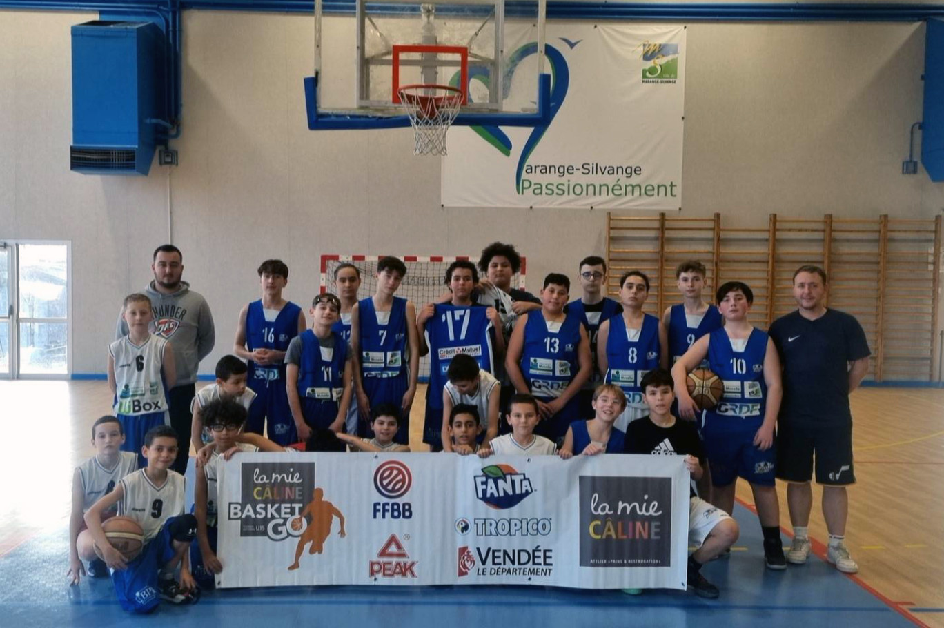 Les jeunes silvangeois à l'honneur. © La Mie Câline Basket Go.  