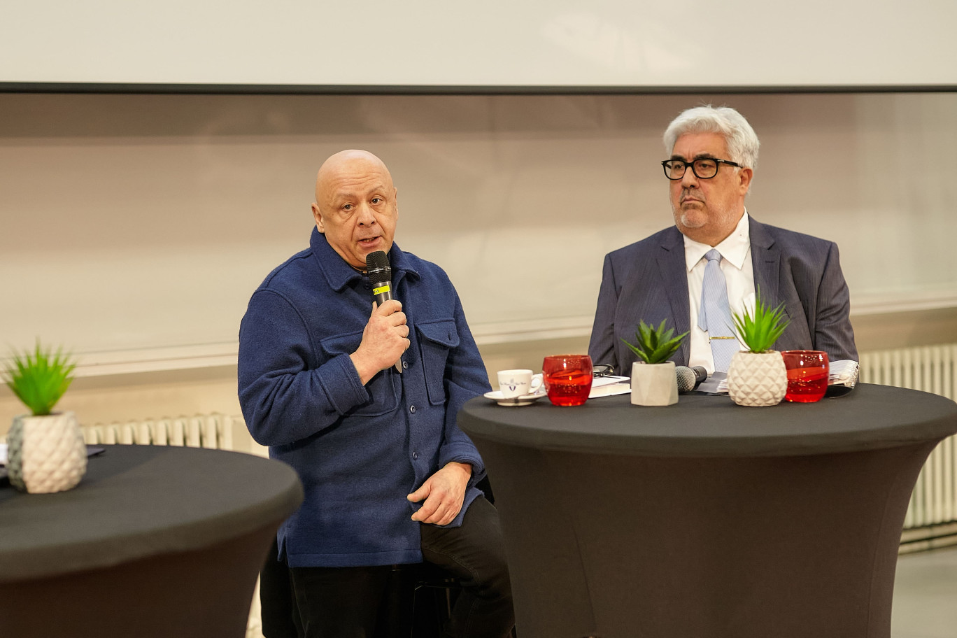 Thierry Marx, président national de l'UMIH et Pierre Nouchi, président de l'UMIH Hauts-de-France. Le chef étoilé a commencé sa tournée française par Arras, en janvier. © Lena Heleta