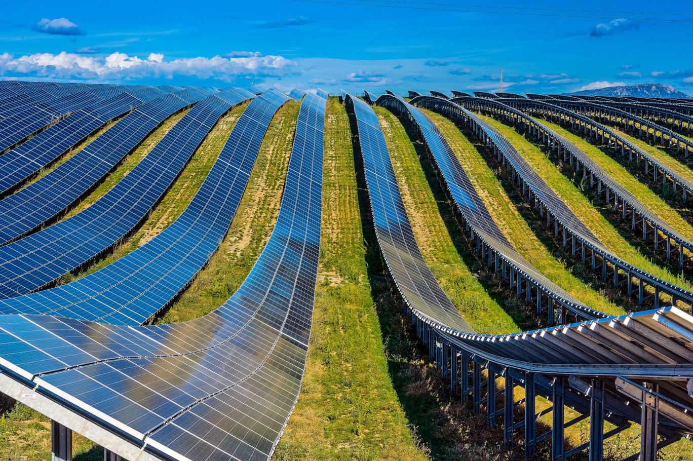 Le soutien à l’innovation compte parmi les principaux outils mobilisés par Bpifrance avec, notamment, le financement de projets éoliens ou photovoltaïques. © BTWImages