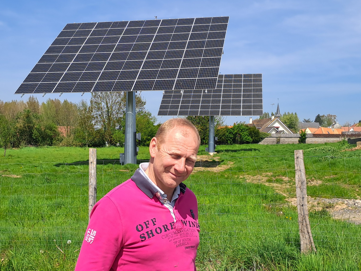 Marc Delaporte a investi 110 000€ pour ces trackers solaires. © Aletheia Press/L.Saleur