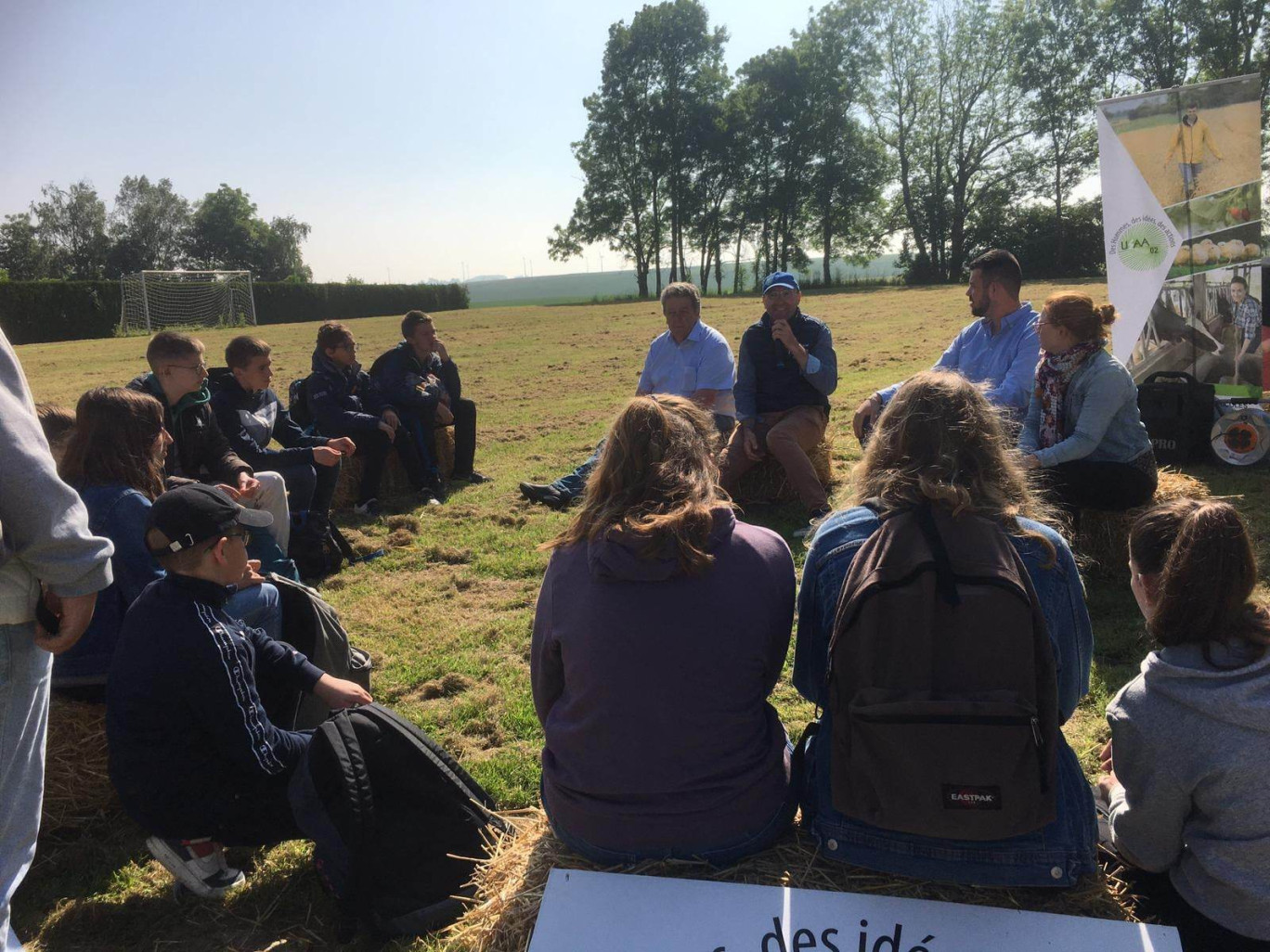 Des temps d’échanges et de témoignages ont permis aux jeunes de mieux appréhender les métiers du monde agricole. 