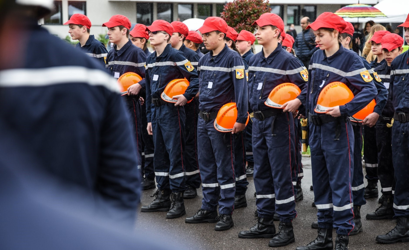 Transmettre l'identité des sapeurs-pompiers et les valeurs républicaines aux jeunes. © Anthony Bouges/Sdis 57.  