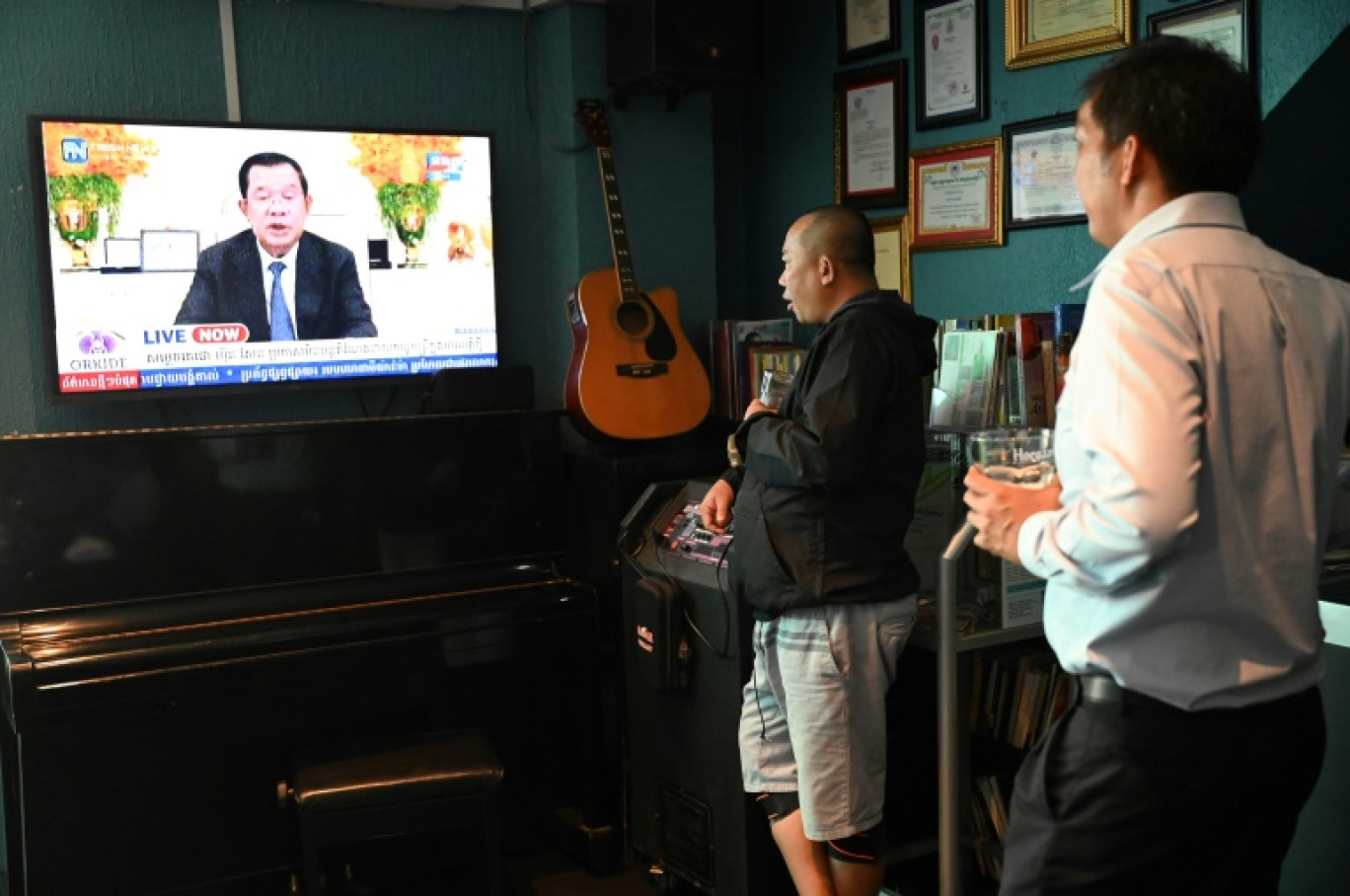 Le Premier ministre cambodgien Hun Sen s'exprime à la télévision, le 26 juillet 2023 à Phnom Penh © TANG CHHIN Sothy