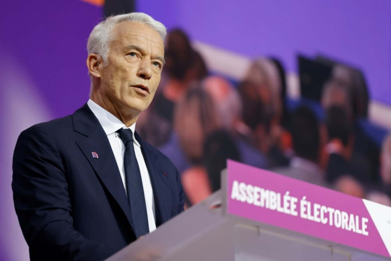 Patrick Martin prononce un discours lors de réunion du Medef à l'issue de laquelle il a été élu nouveau président de l'organisation patronale, le 6 juillet 2023 à Meudon © Ludovic MARIN