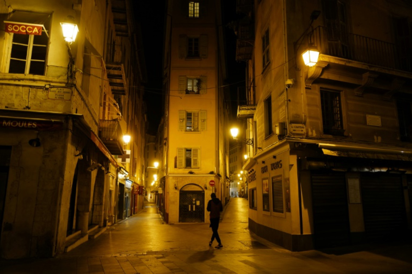 Une rue du Vieux Nice, le 13 mars 2021 © Valery HACHE