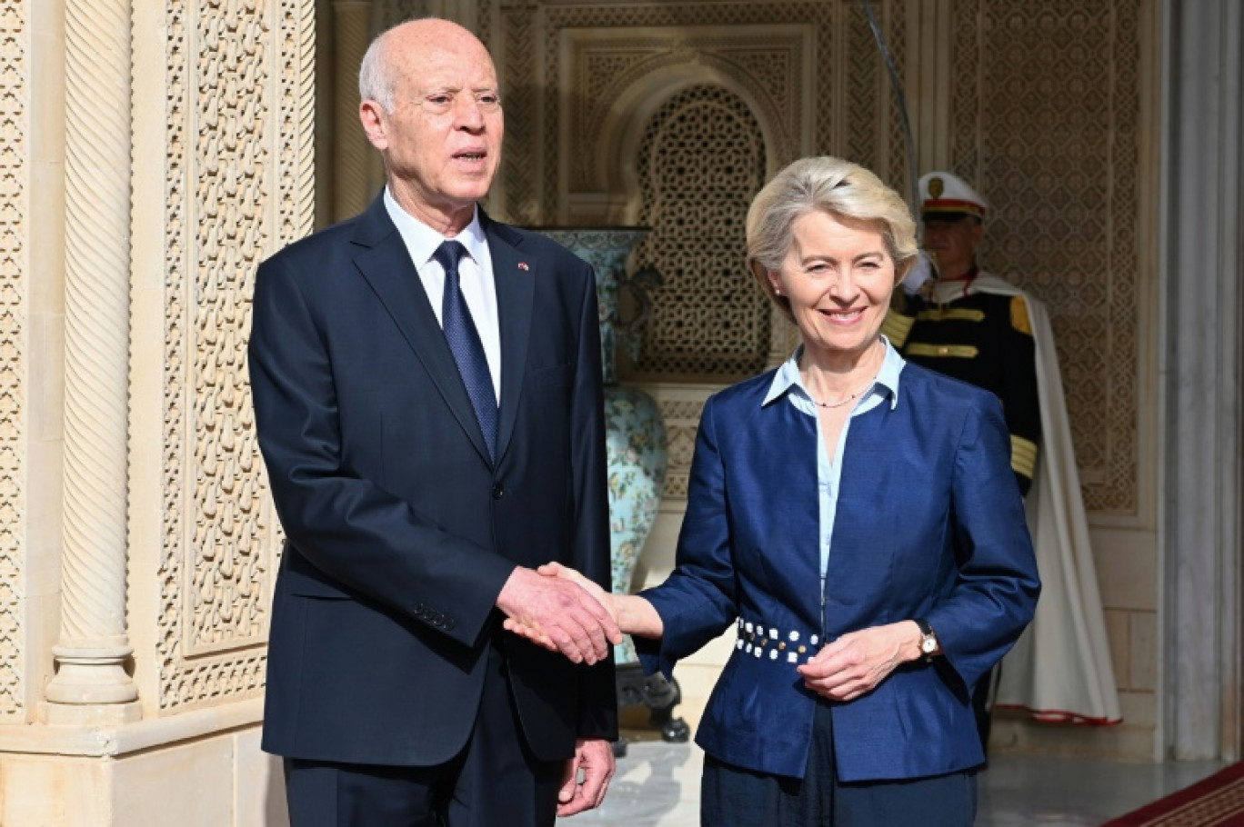 Le président tunisien Kais Saied et la président de la Commission européenne Ursula von der Leyen, le 16 juillet 2023 à Tunis © -