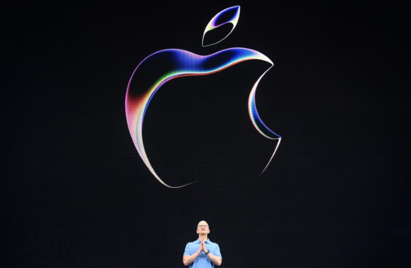 Le patron d'Apple, Tim Cook, lors de la conférence annuelle pour les développeurs du groupe, le 5 juin 2023 à Cupertino, en Californie © Josh Edelson