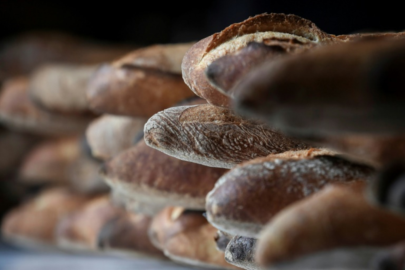 La filière boulangerie espère désormais atteindre en octobre 2023 une teneur maximale de 1,4 gramme de sel/100 grammes dans les pains courants © ALAIN JOCARD