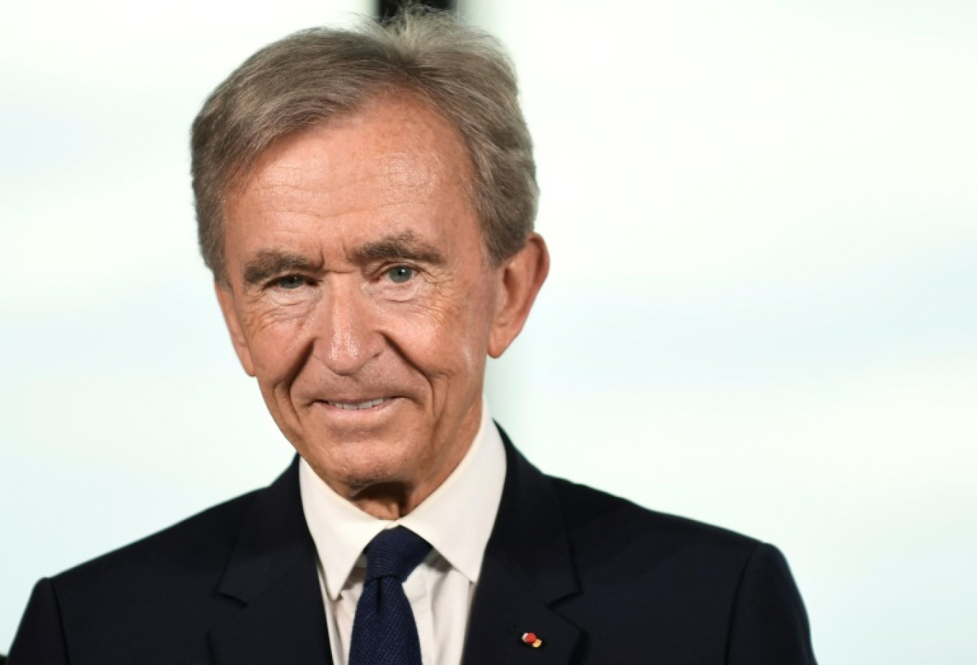 Bernard Arnault, PDG LVMH, le 24 juillet 2023 à Paris, après la désignation du groupe de luxe comme partenaire premium des Jeux olympiques et paralympiques de Paris 2024 © JULIEN DE ROSA