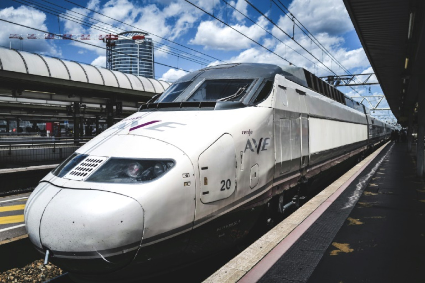 Un train de la Renfe assurant la liaison entre Barcelone et Lydans la gare de Lyon Part Dieu le 6 juillet 2023 © OLIVIER CHASSIGNOLE