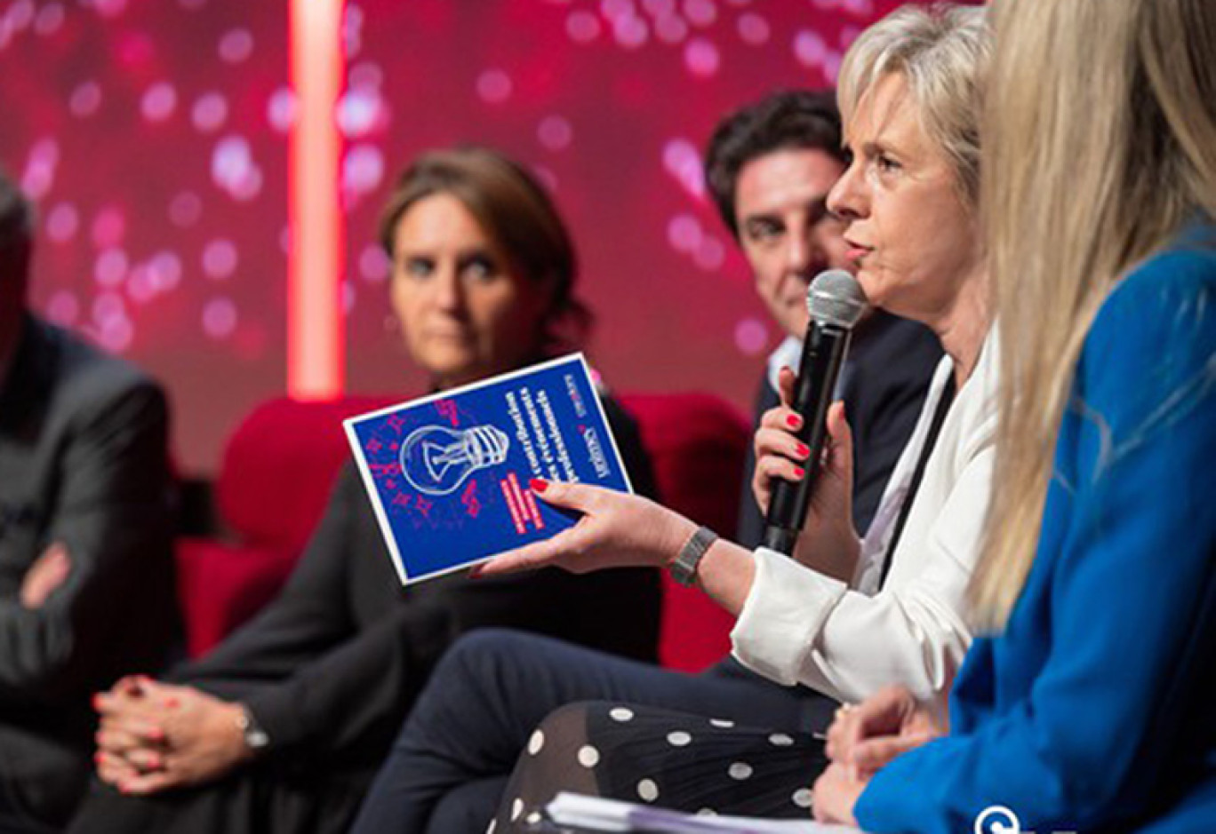 Béatrice Cuif-Mathieu, vice-présidente de l’Unimev a présenté le livret «Grand enjeux économiques et sociaux» lors du dernier See you there à Deauville début juillet. © : Mémento