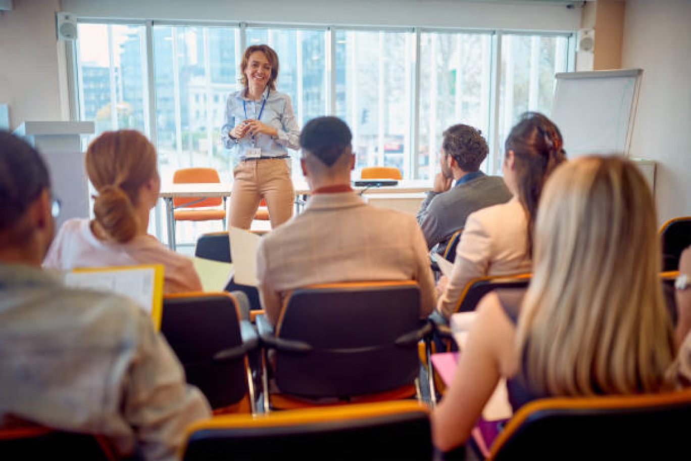 En entreprise, la formation demeure un maillon essentiel pour la montée en compétences des équipes.