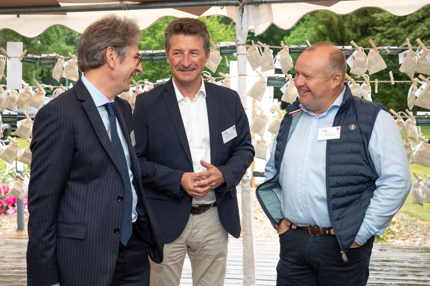 Le président du Medef Somme Stephan de Btuler d'Ormond, Christian Delattre et Fabien Petit (CNP Assurance).