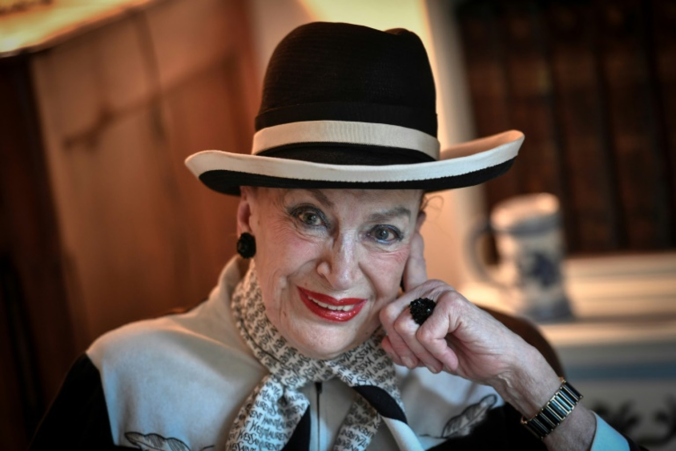 Geneviève de Fontenay, ancienne présidente et fondatrice du Comité Miss France, le 27 octobre 2020 à Saint-Cloud, près de Paris © STEPHANE DE SAKUTIN