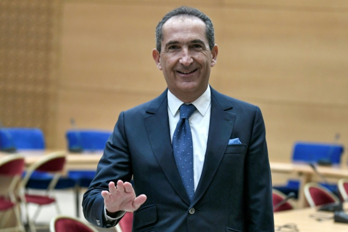 Patrick Drahi devant une commission parlementaire sur la concentration des médias au Sénat, à Paris le 2 février 2022 © STEPHANE DE SAKUTIN