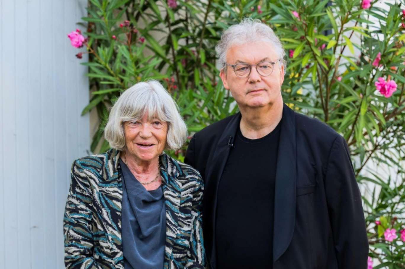 Les metteurs en scène français Marie-France Brière (g) et Dominique Besnehard au 16e festival de cinéma d'Angoulême, le 22 août 2023 © YOHAN BONNET