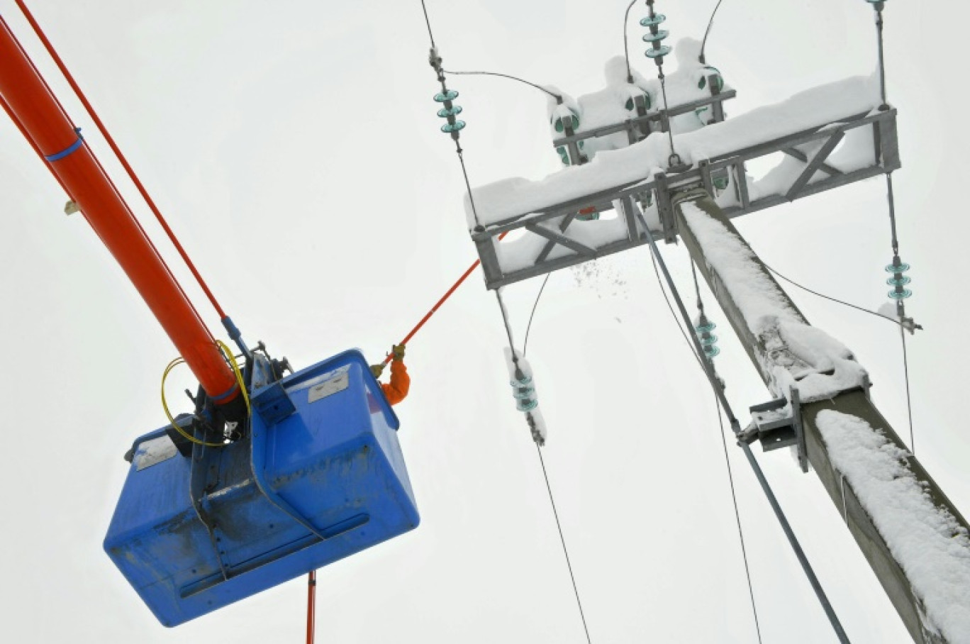 Face à la hausse des prix de l'énergie en 2023 qui plombent leurs résultats, les stations de ski ont appelé Bercy à peser "de tout son poids" auprès des distributeurs d'énergie, dont EDF, pour revenir à des prix "raisonnables". © THIERRY ZOCCOLAN