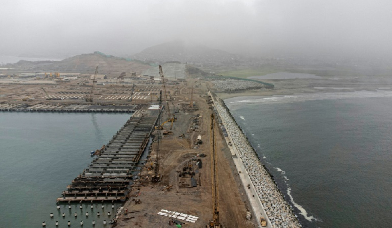 Le port de Chancay, à quelque 80 kilomètres au nord de Lima, construit par le groupe chinois Cosco Shipping, le 22 août 2023 © Ernesto Benavides