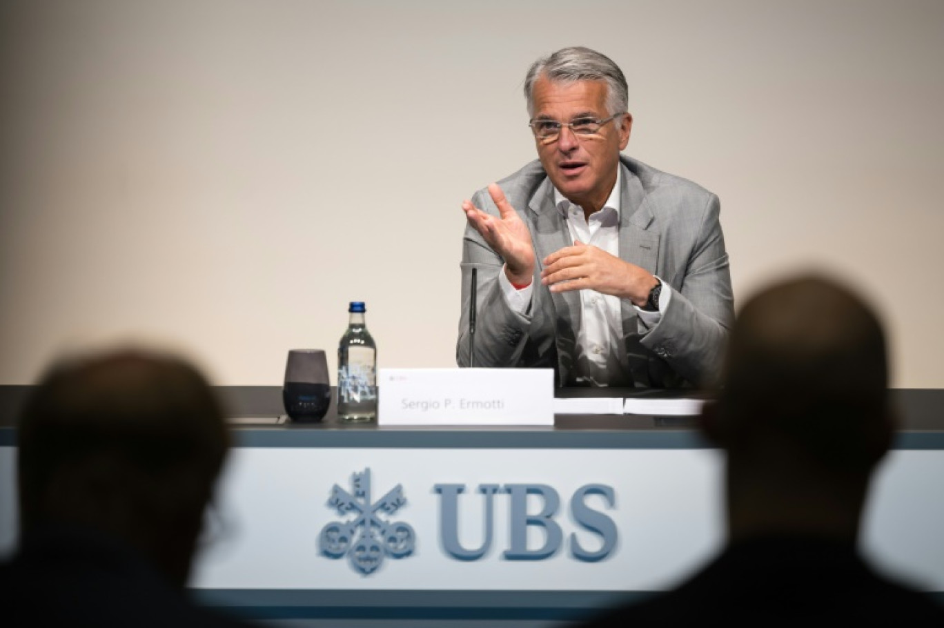 Sergio Ermotti, le patron d'UBS, lors d'une conférence de presse, le 31 août 2023 à Zurich, en Suisse © Fabrice COFFRINI