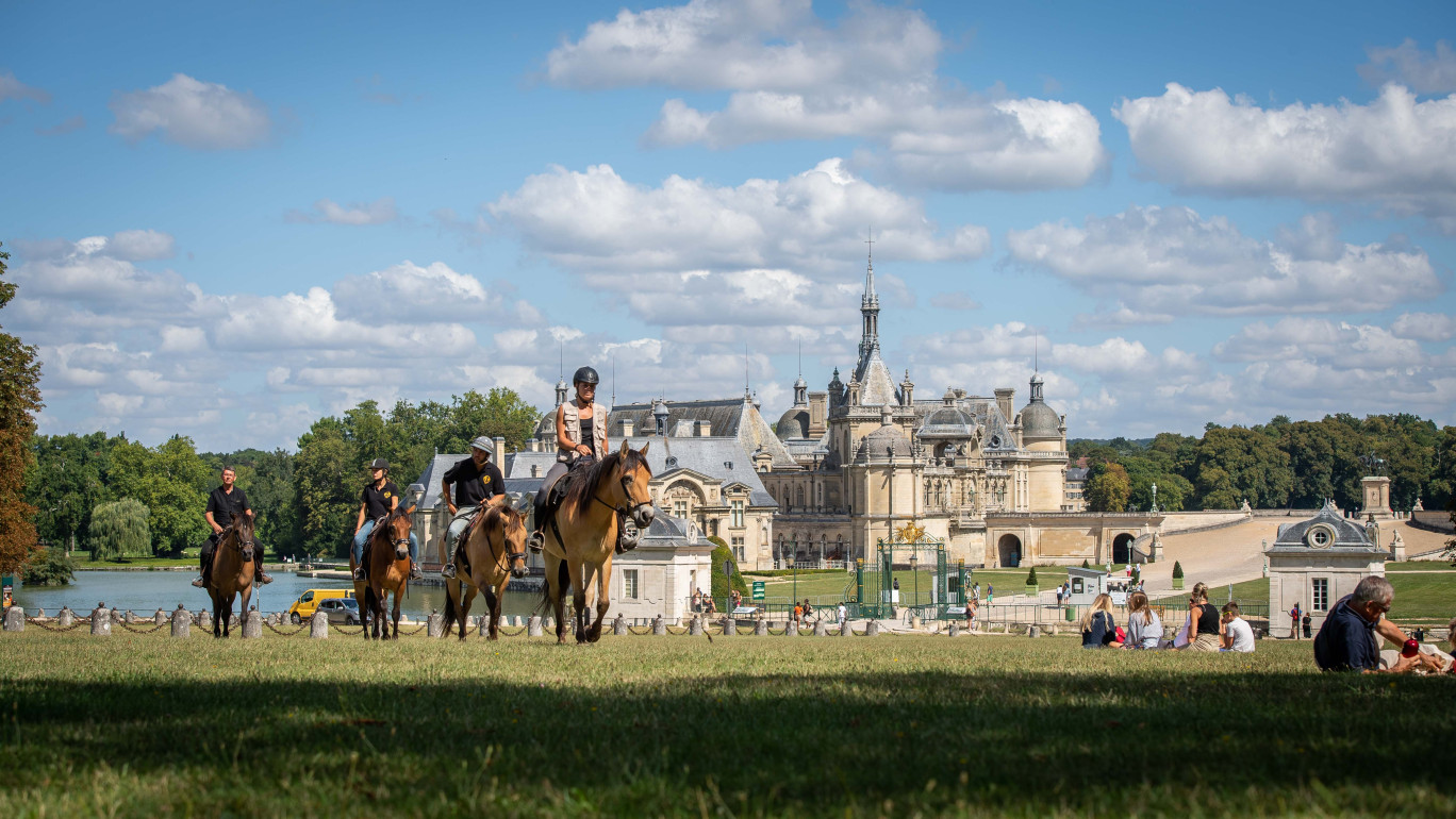 Chaque année, l’Espace équestre Henson Chantilly attire environ 1 500 personnes. (© Agence Arcantide/ Florent Cocquet)