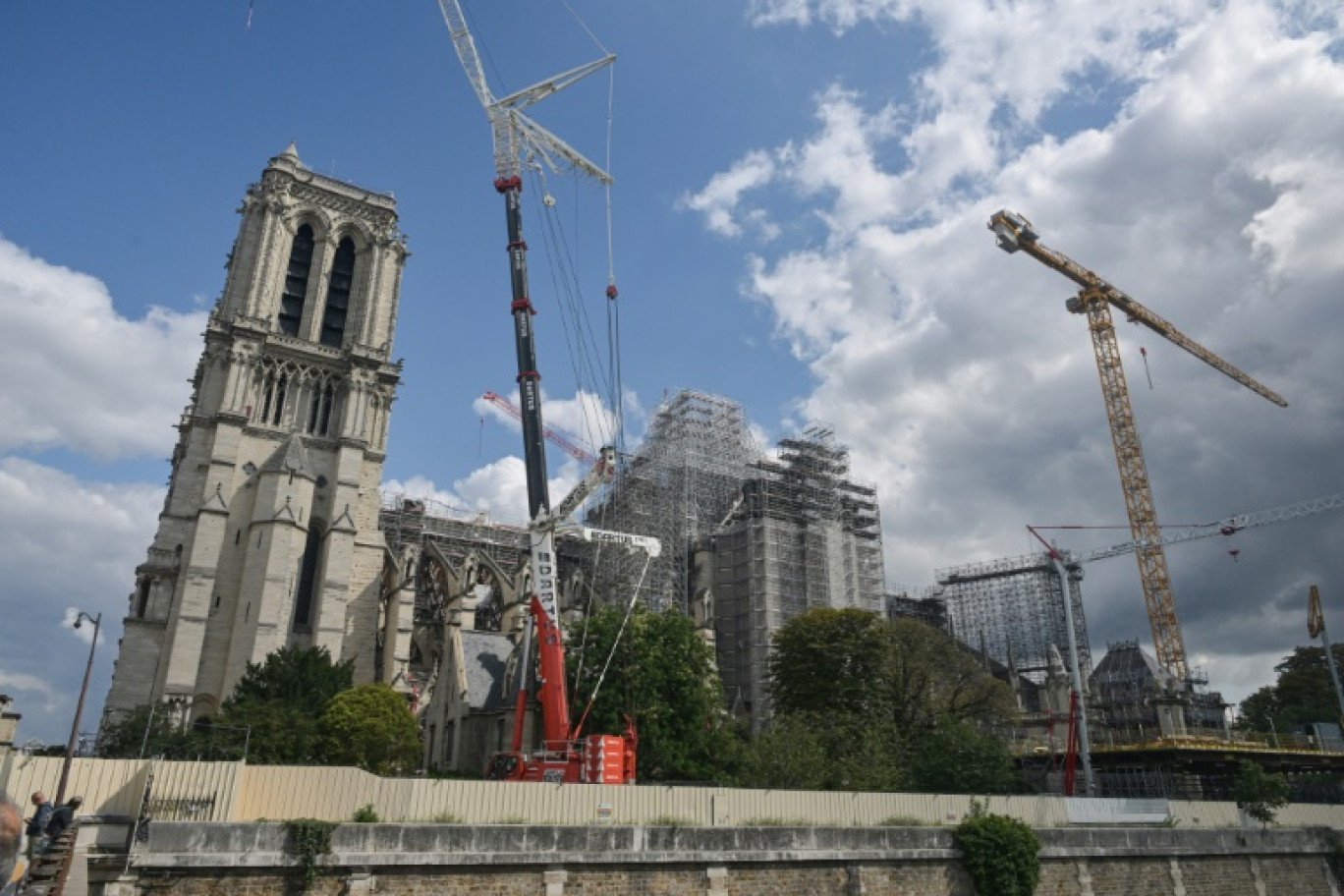 Les travaux de reconstruction de la cathédrale Notre-Dame de Paris, le 30 août 2023 © MIGUEL MEDINA