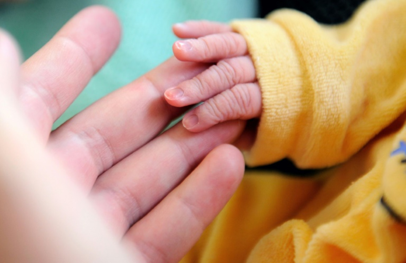 Chaque bébé français a droit cette rentrée à un médicament qui le protégera du principal virus à l'origine de la bronchiolite © PHILIPPE HUGUEN