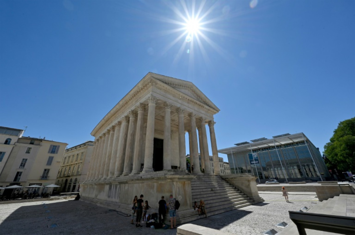 Photo en date du 1er août 2022 de la Maison carrée de Nîmes, temple romain édifié au début de notre ère et inscrite au patrimoine mondial de l'Unesco © Pascal GUYOT